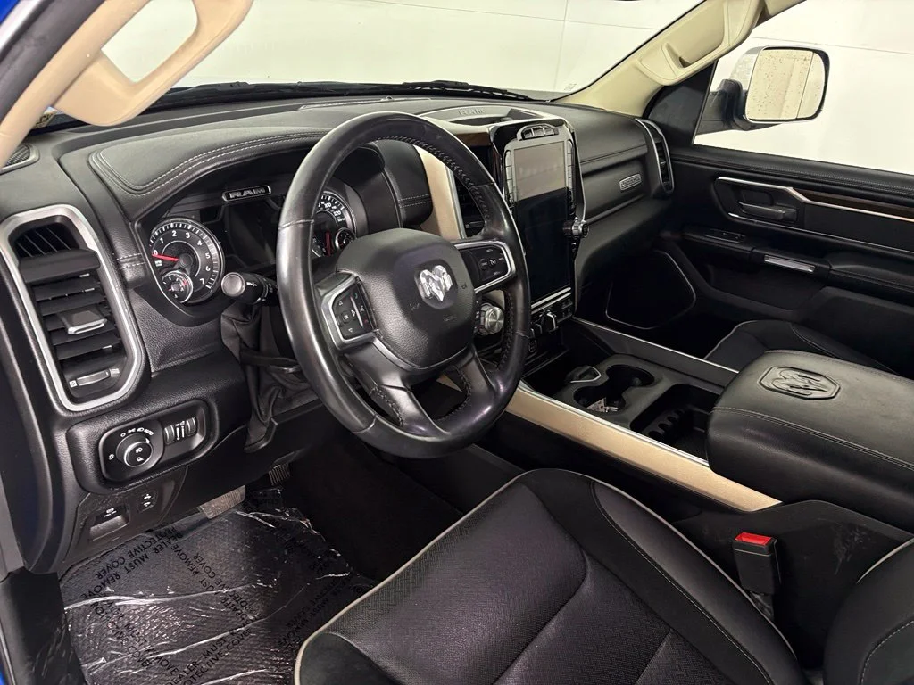 Used 2021 Blue Ram Laramie image 17