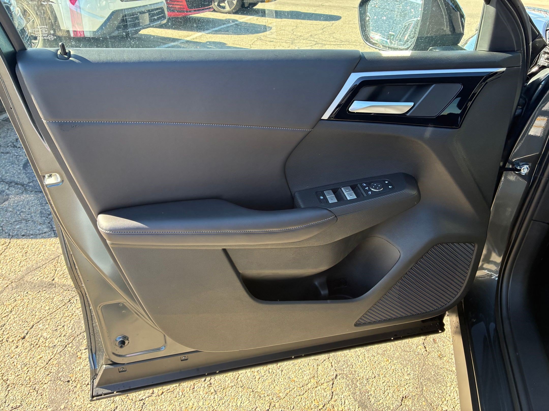 New 2026 Moonrock Gray Nissan SL image 10