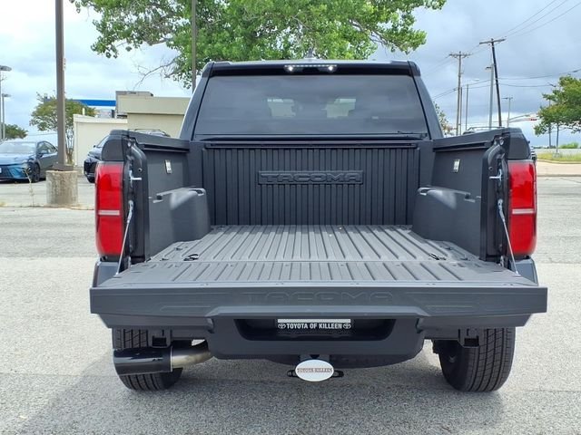 Certified Used 2025  Toyota SR5 image 29