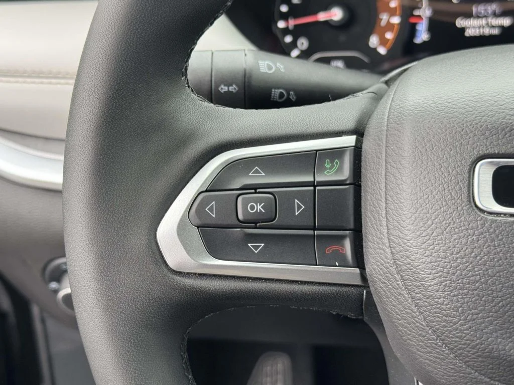 Used 2025 Black Jeep Limited image 21
