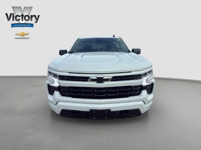New 2026 Summit White Chevrolet RST image 2