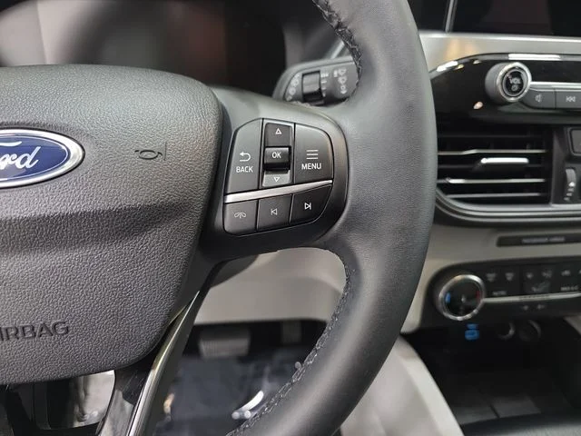 Used 2023 White Ford Active image 15