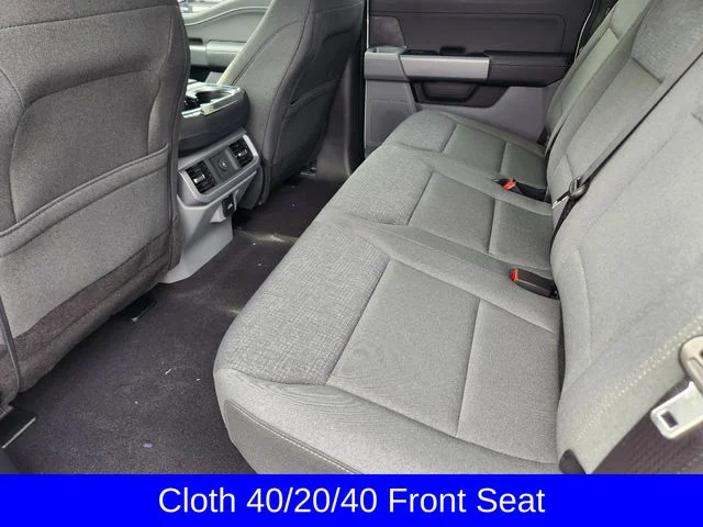 New 2026 Oxford White Ford XLT image 30