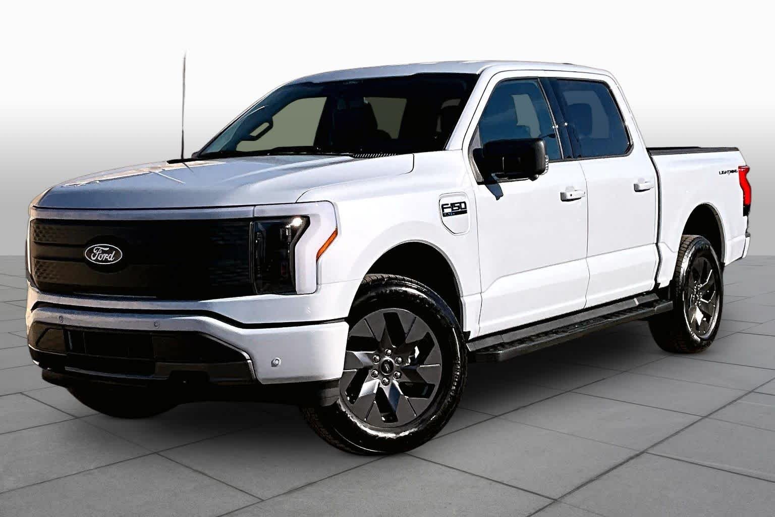 Used 2025 Ford F-150 Lightning Flash with VIN 1FT6W3LU6SWG30520 for sale in Austin, TX