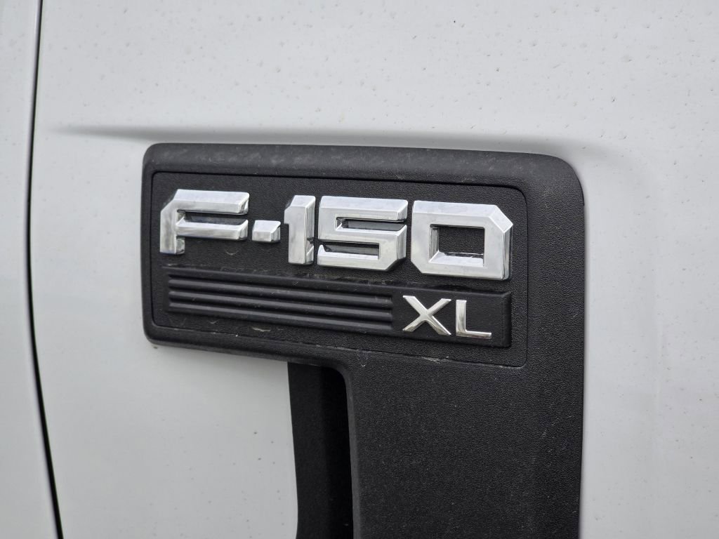 New 2026 Oxford White Ford XL image 26