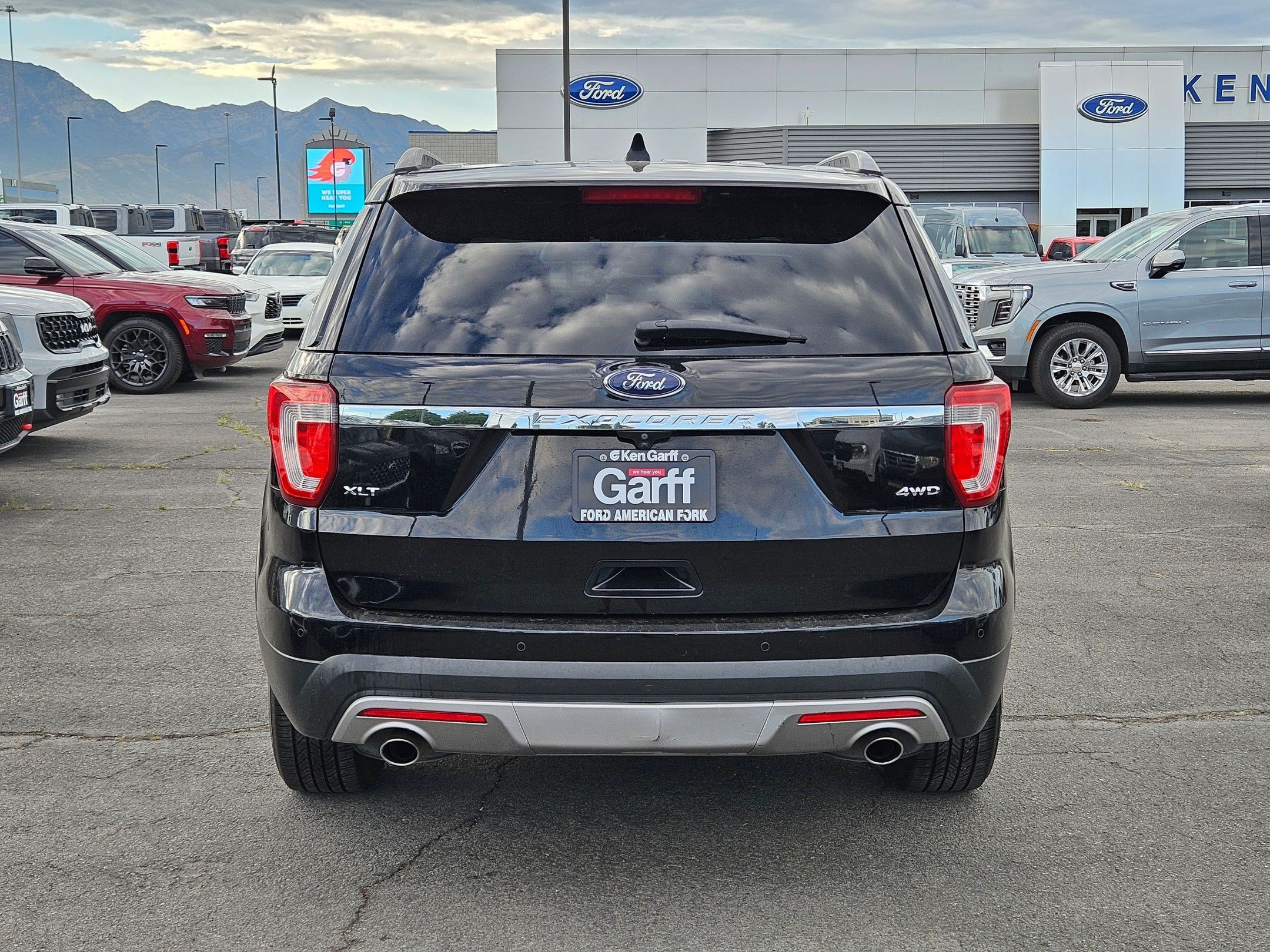 Used 2017 Shadow Black Ford XLT image 4