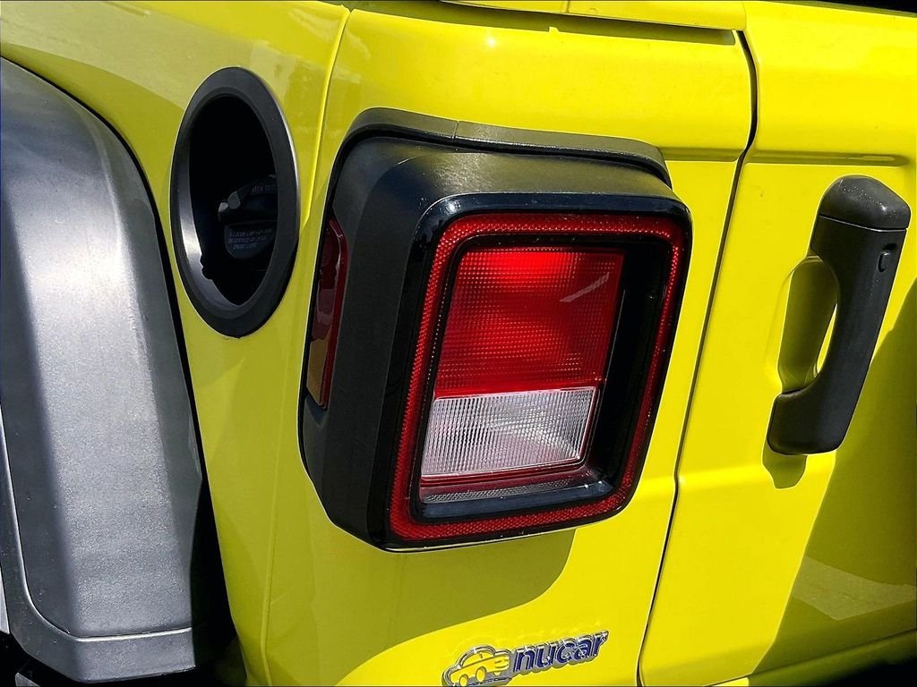 Used 2022 Yellow Jeep Unlimited High Tide image 31