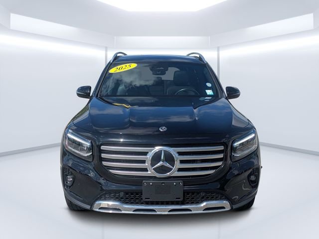 Used 2025 Black Mercedes-Benz GLB 250 image 8