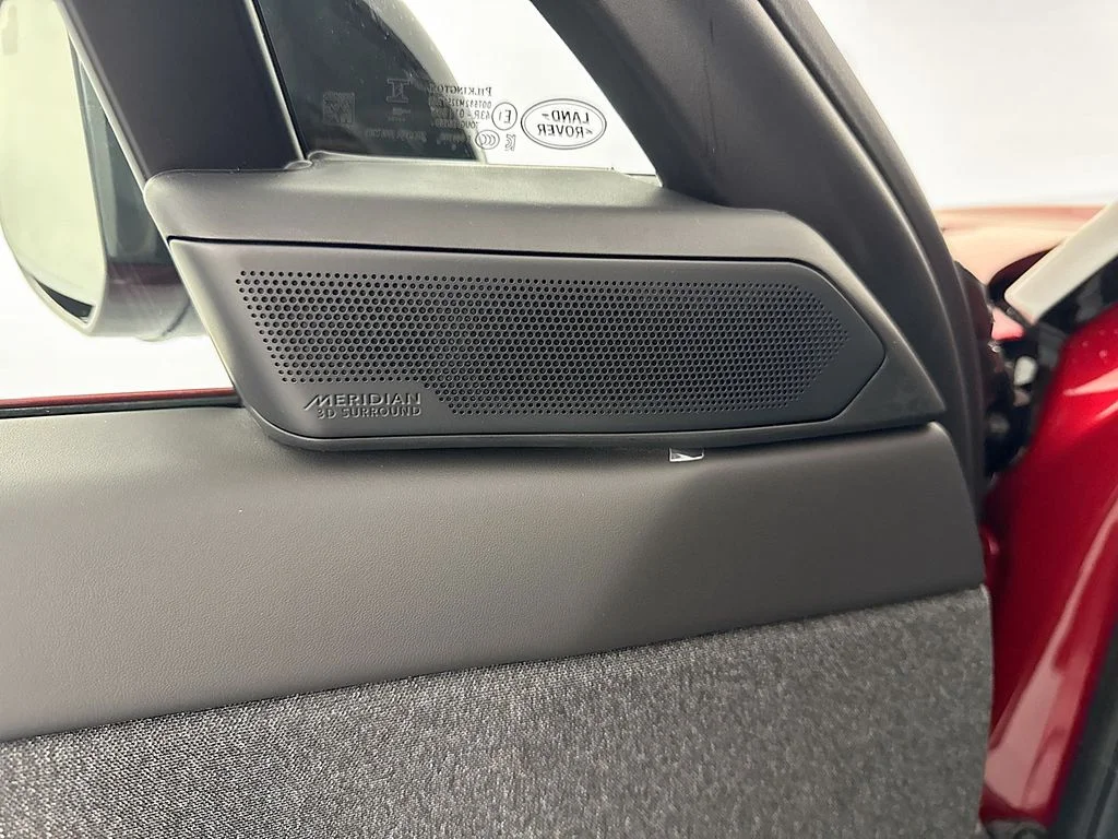 New 2026 Firenze Red Land Rover Dynamic SE image 19