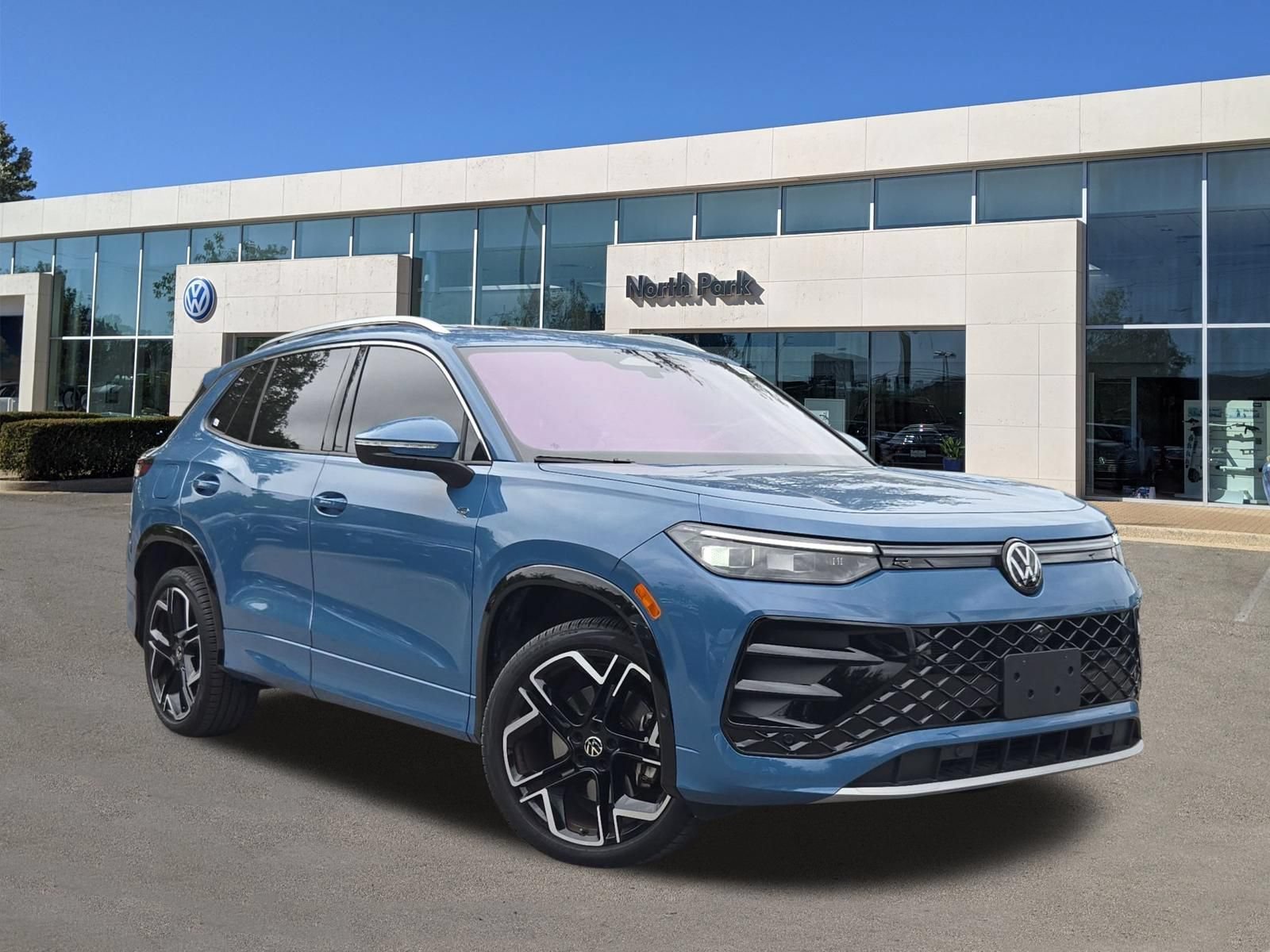 Used 2025 Monterey Blue Pearl Volkswagen SEL R-Line image 1
