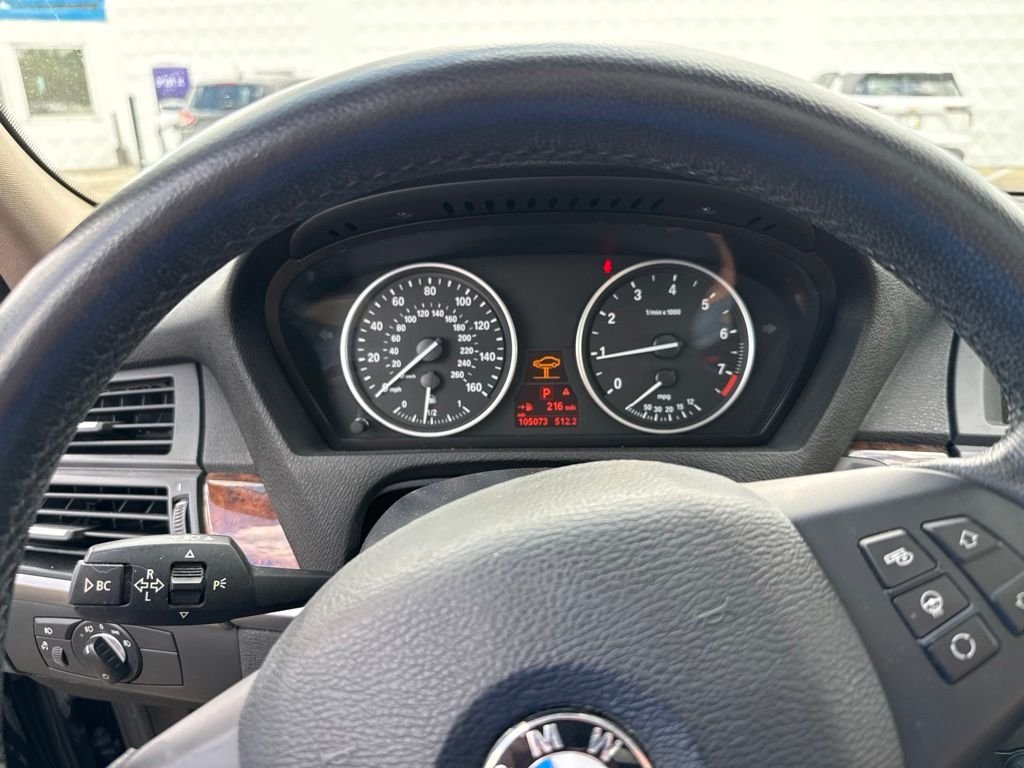 Used 2013 Black BMW xDrive35i image 6