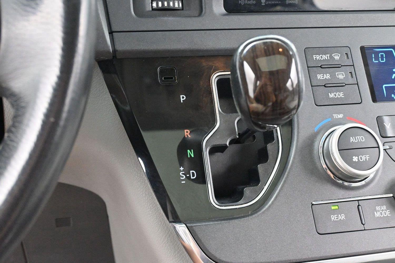 Used 2017 Blizzard Pearl Toyota XLE image 24
