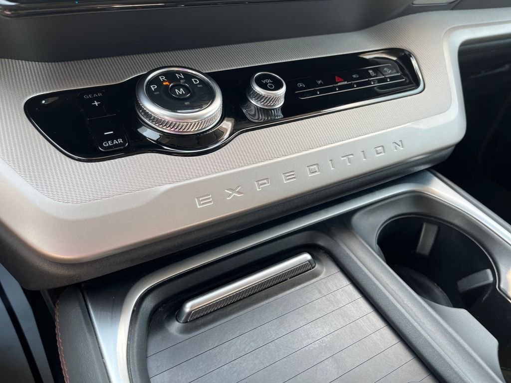 Used 2025 White Ford Active image 19