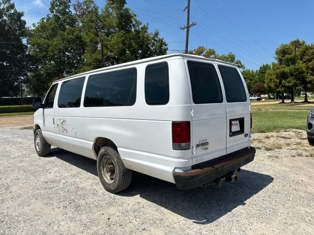 Used 2008 White Ford XL image 9