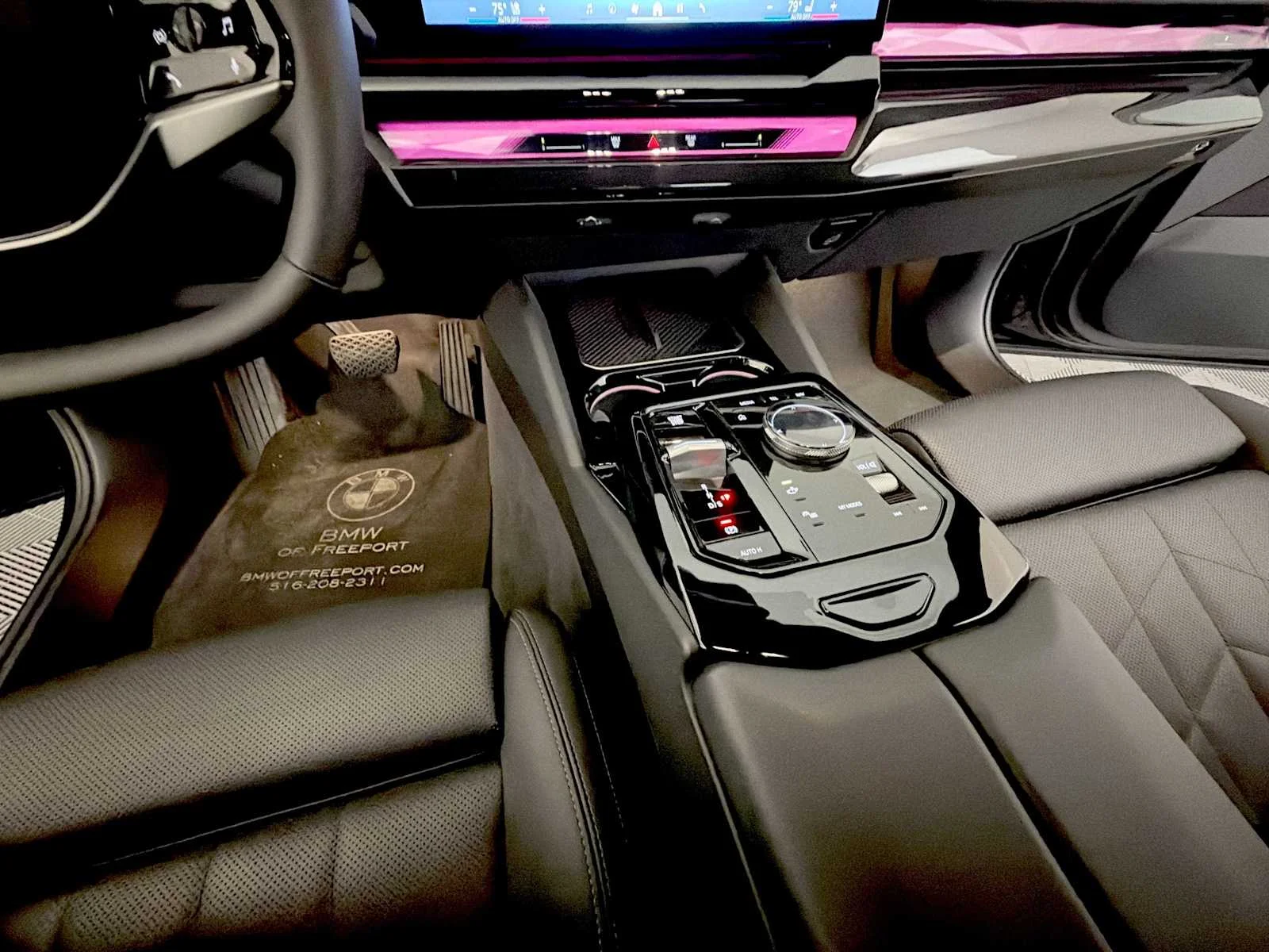 Used 2024 Black Sapphire Metallic BMW 540i xDrive image 18