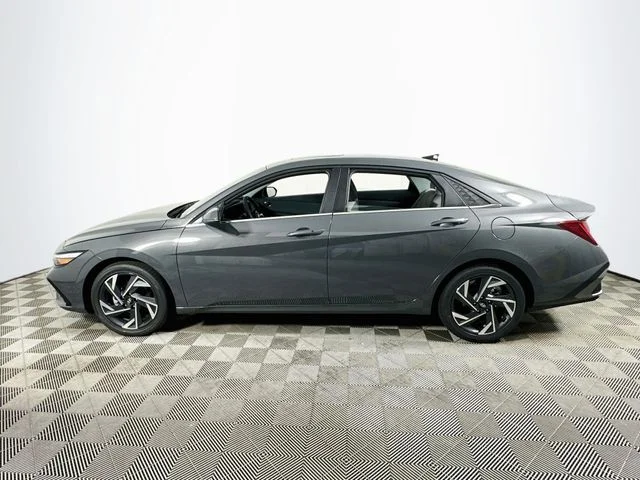 New 2026 Hyundai ELANTRA Limited