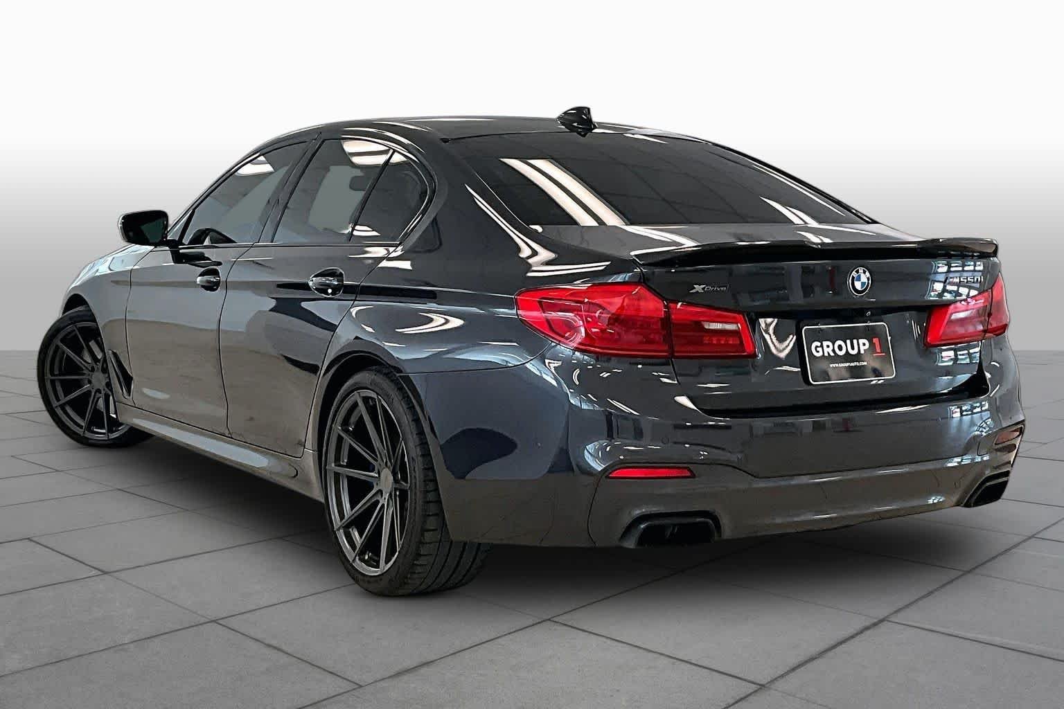 Used 2019 Dark Graphite Metallic BMW M550i xDrive image 11