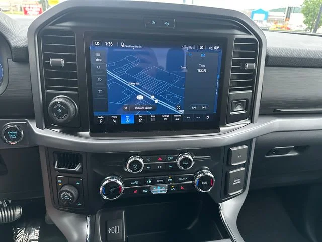 New 2026 Carbonized Gray Metallic Ford XLT image 24