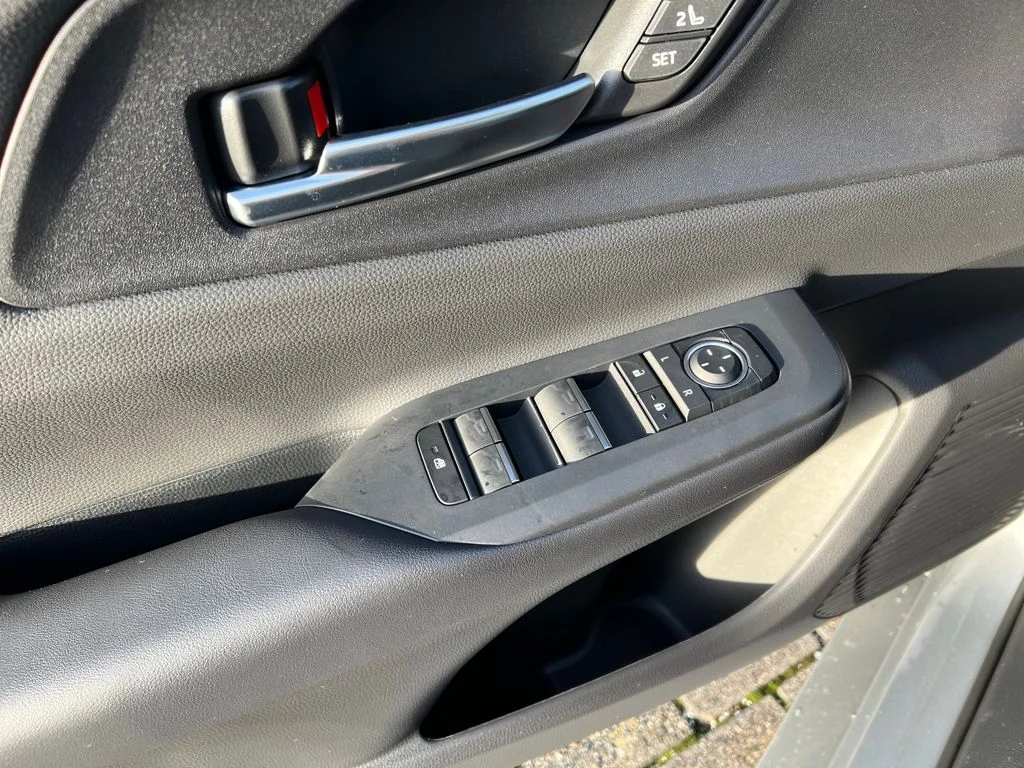 New 2026 Cutting Edge Toyota XSE Premium image 17