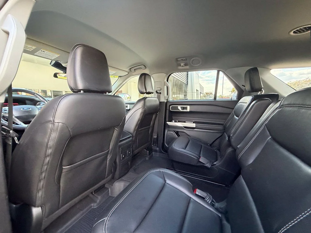 Used 2023 Gray Ford XLT image 25