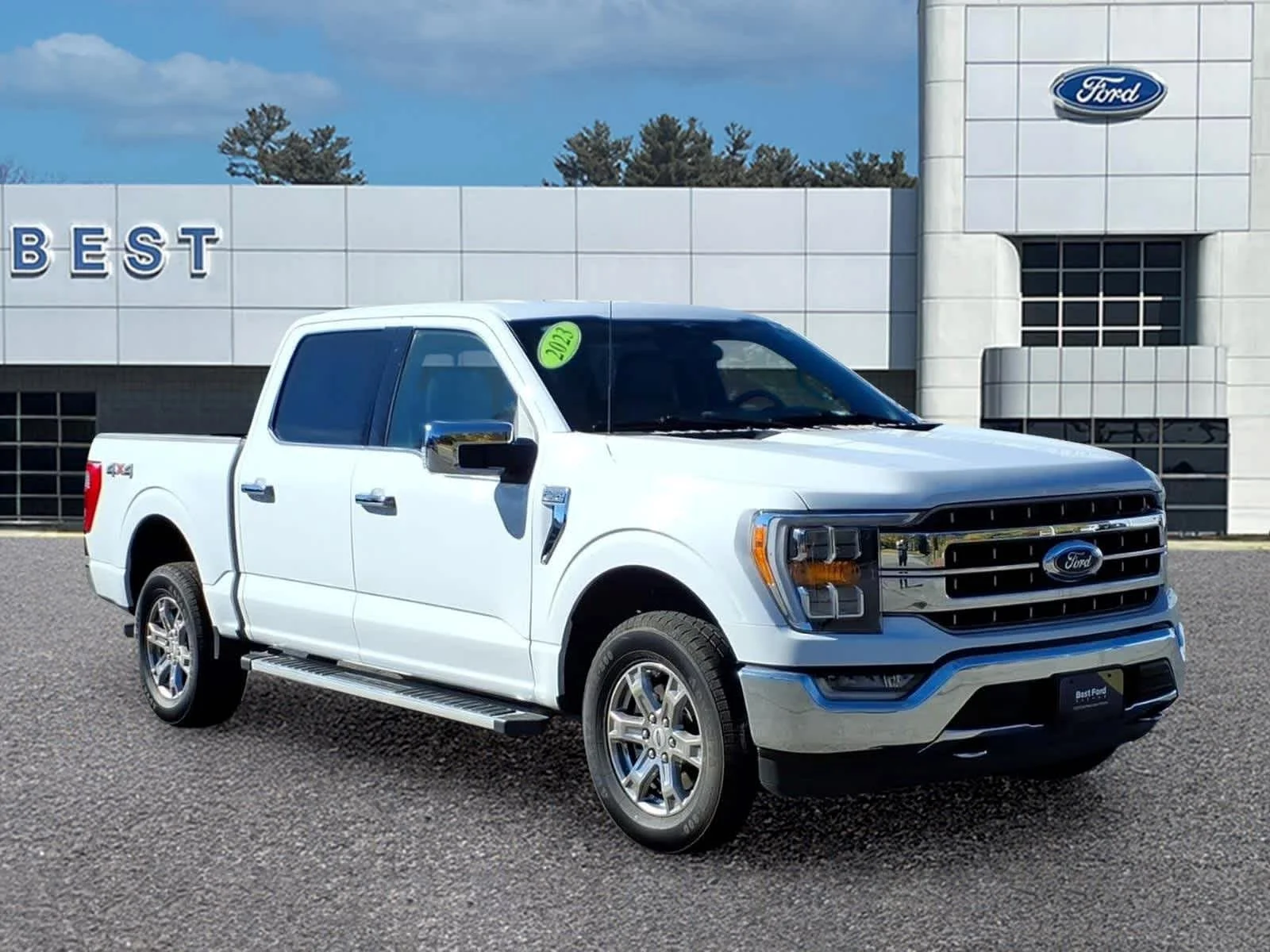 Used 2023 Oxford White Ford LARIAT image 9