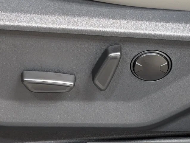 New 2027 Star White Metallic Tri-Coat Ford Active image 45