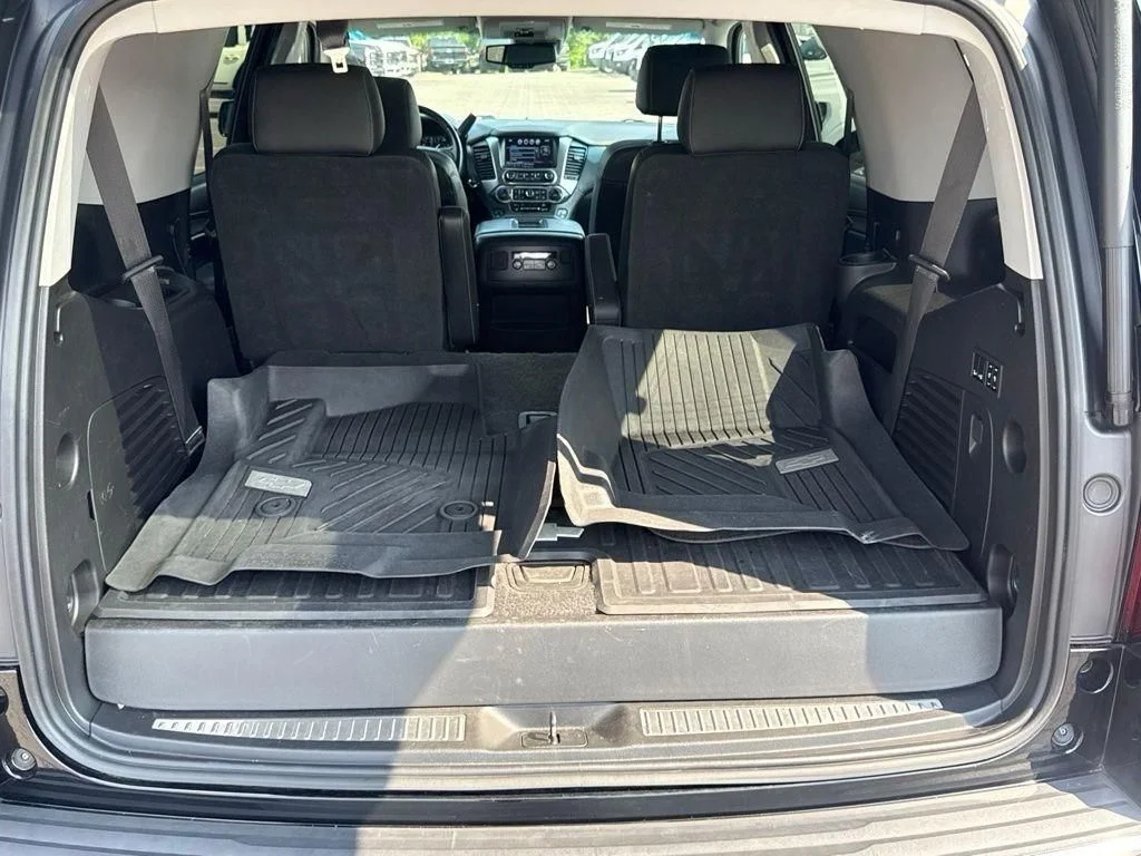 Used 2019 Black Chevrolet Premier image 24