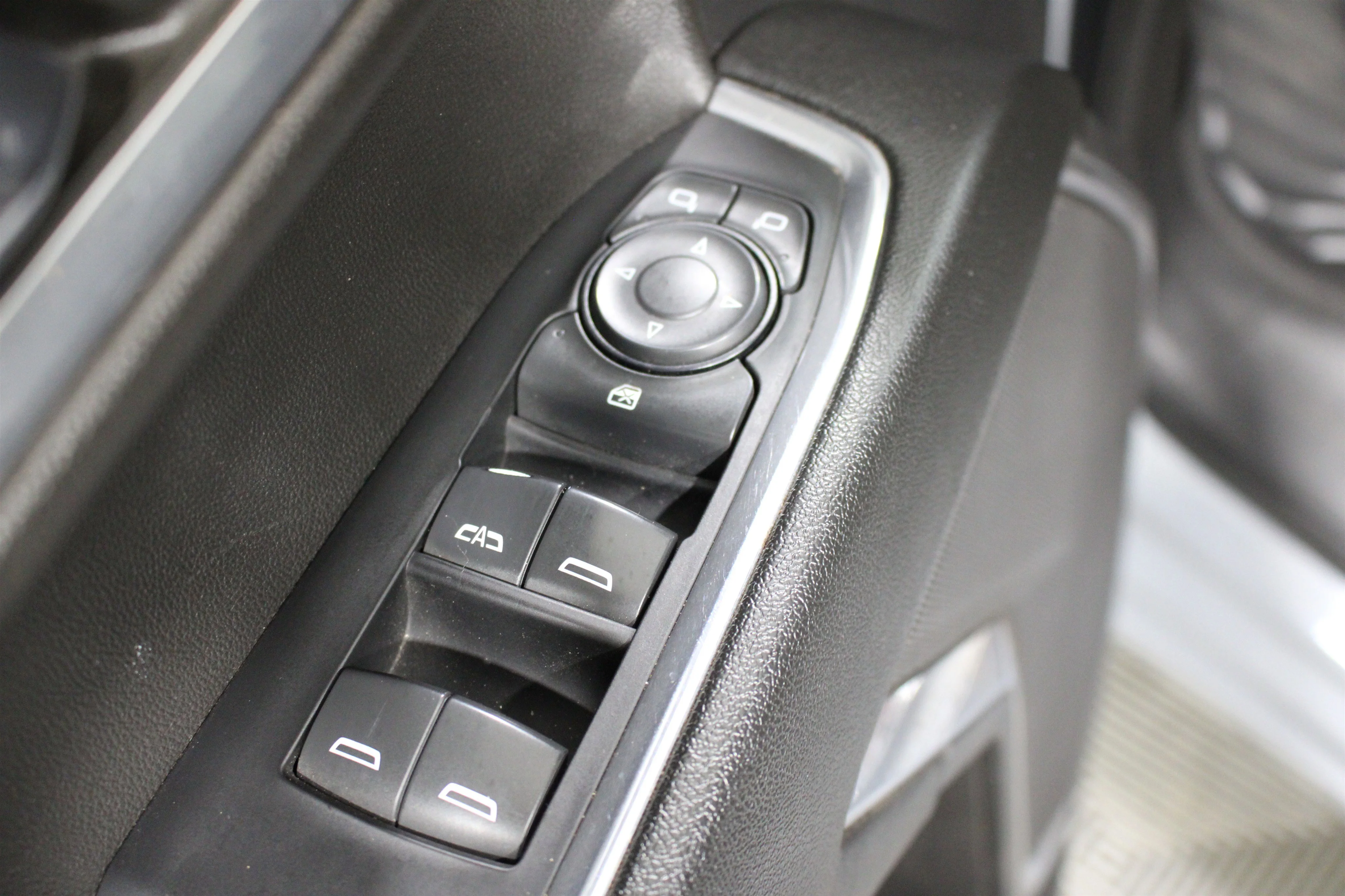 2024 Chevrolet Silverado 1500 RST - Photo 7