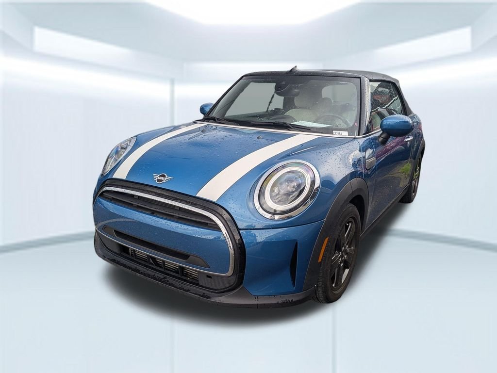 Used 2024 Blue MINI Signature image 1