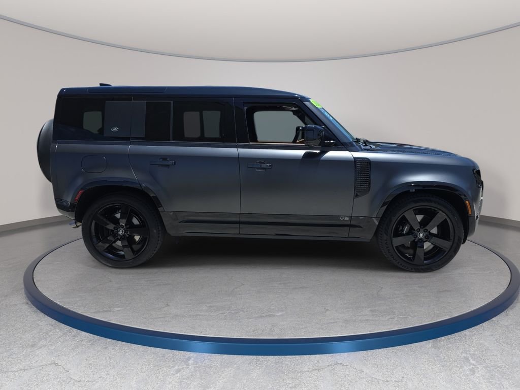 Certified Used 2024 Gray Land Rover Carpathian Edition image 4