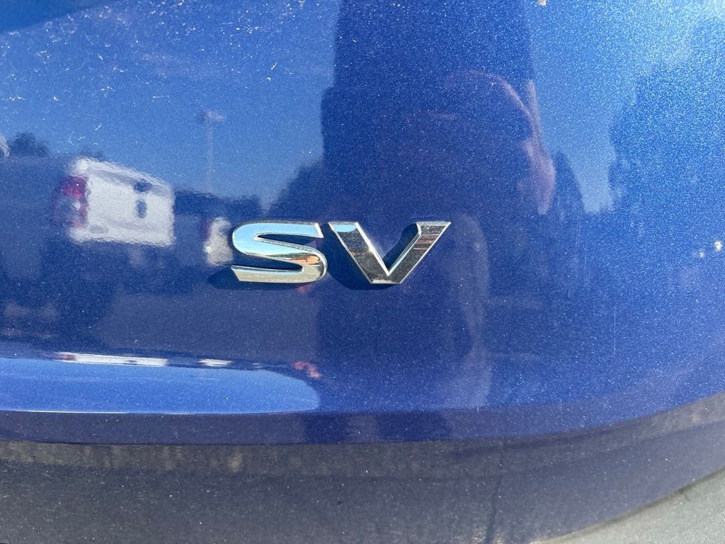 Used 2023 Blue Nissan SV image 5