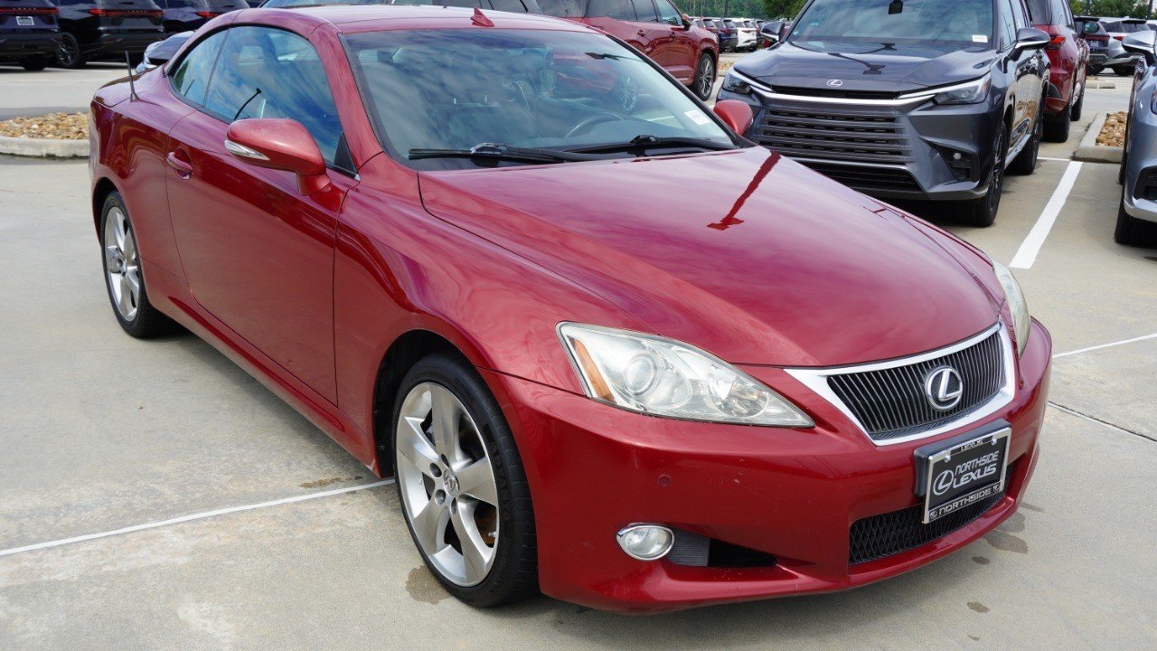 Used 2010 Red Lexus  image 3