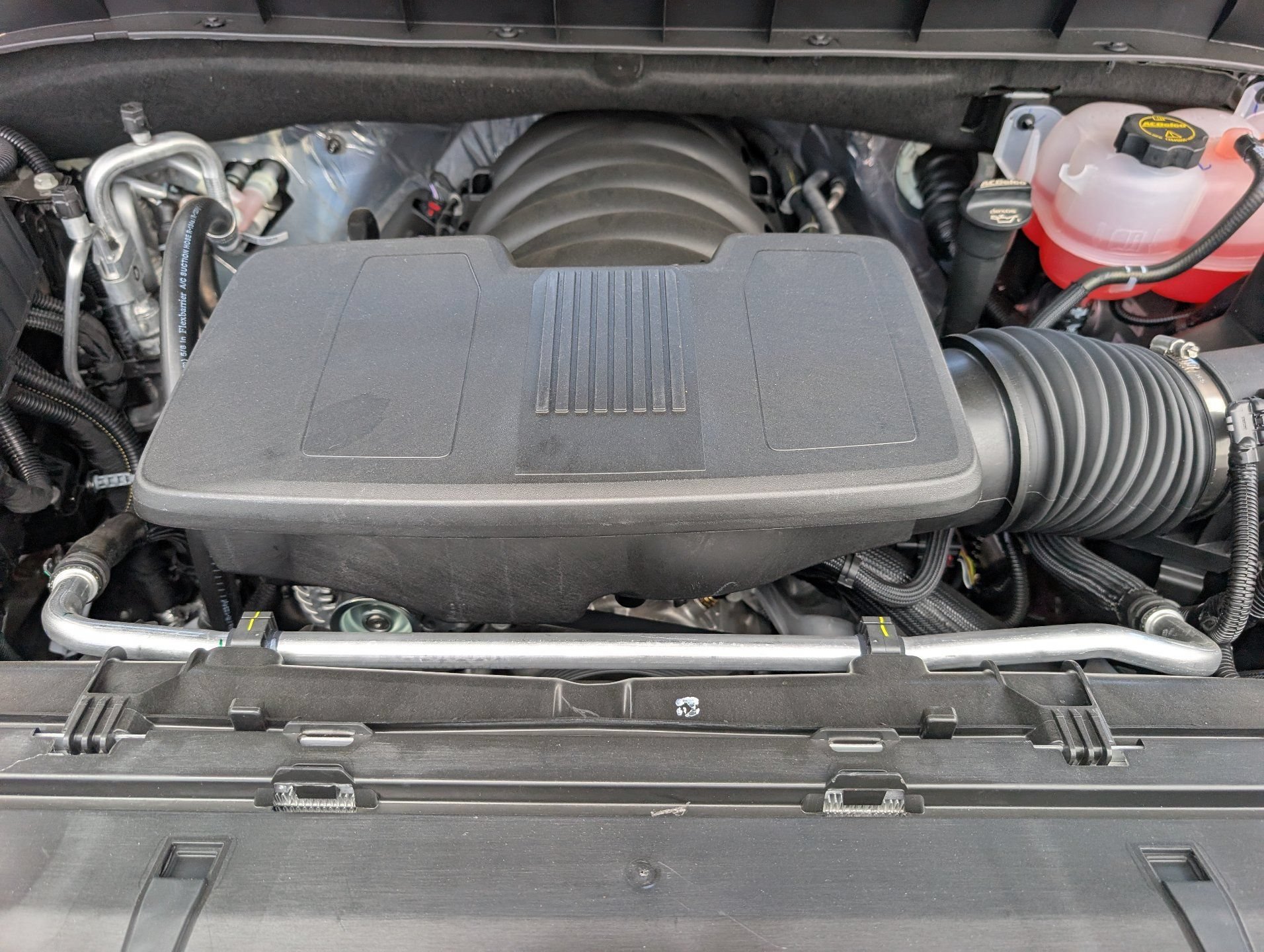 2026 Chevrolet Suburban Premier - Photo 4