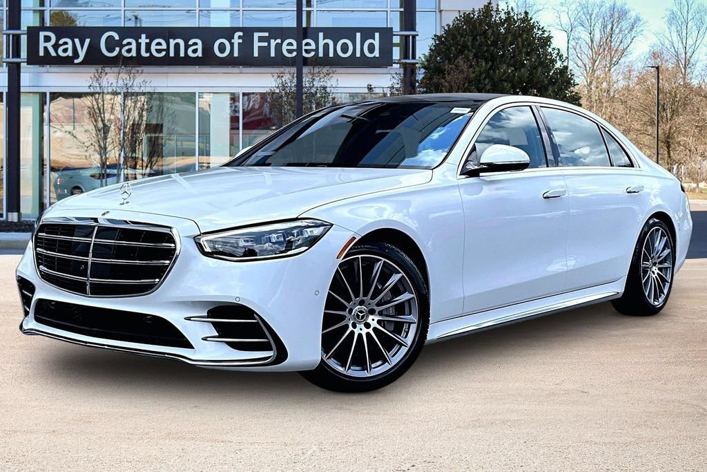 New 2026 MANUFAKTUR Moonlight White Metallic Mercedes-Benz S 580 image 15