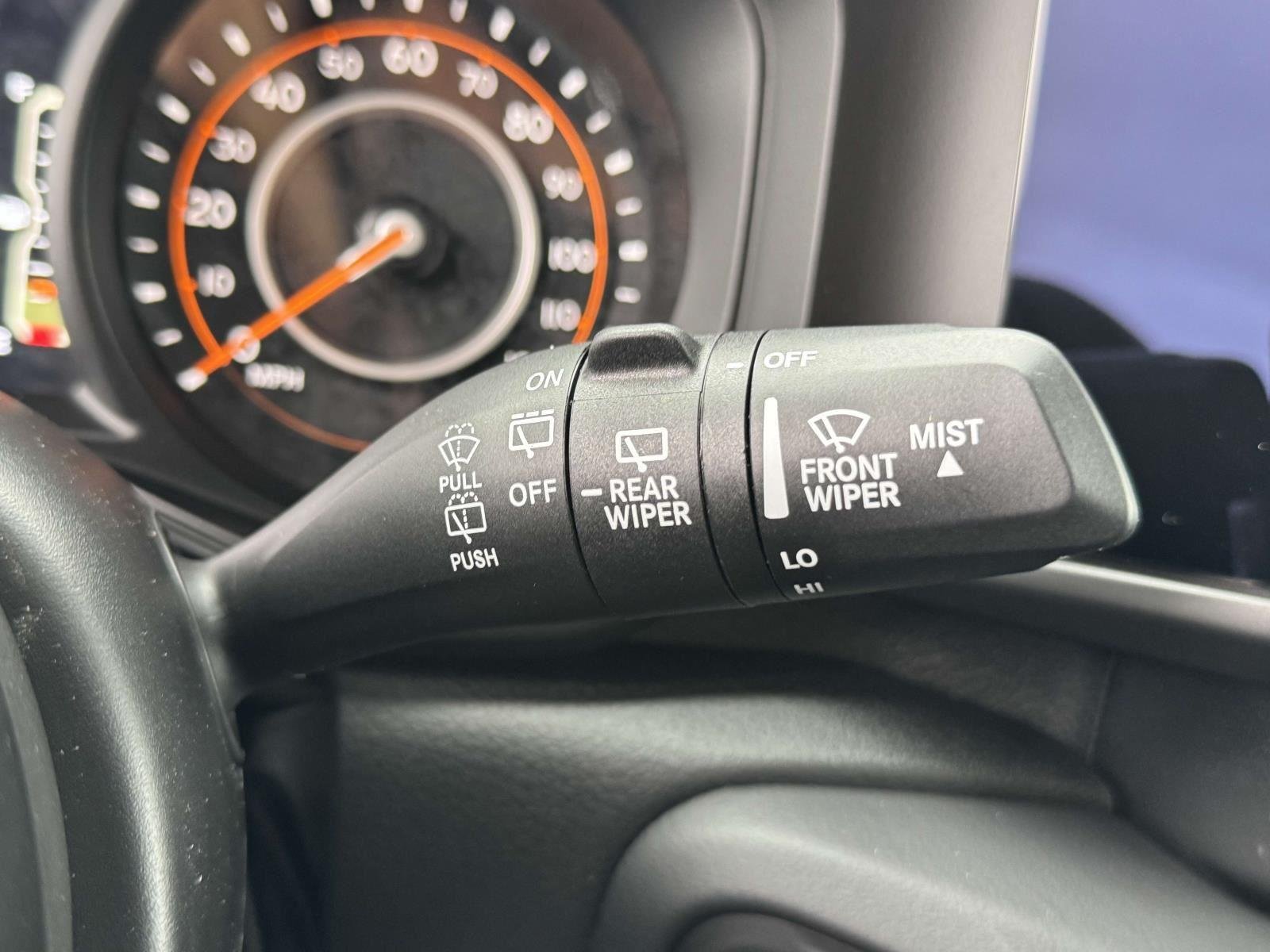 2025 Jeep Wrangler 4-Door Rubicon - Photo 11