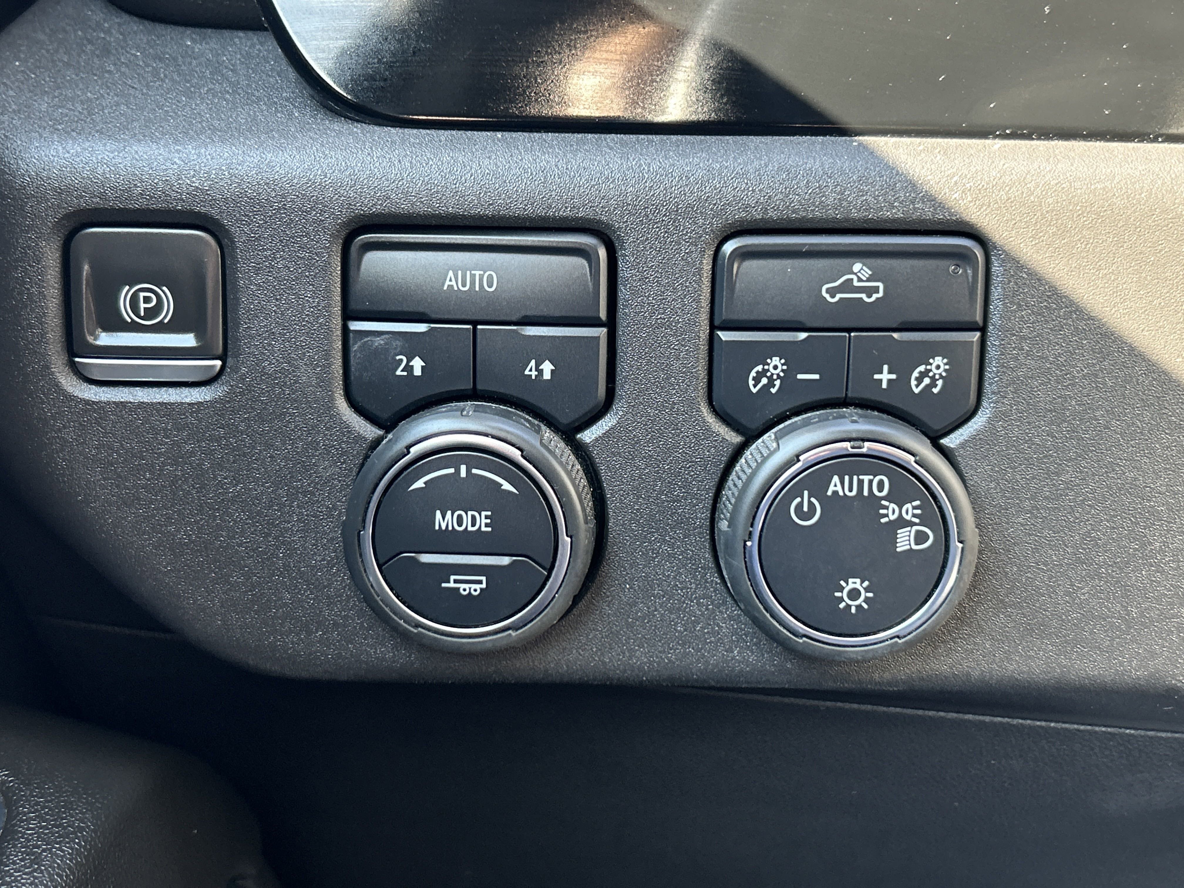 2023 Chevrolet Silverado 1500 LT - Photo 13