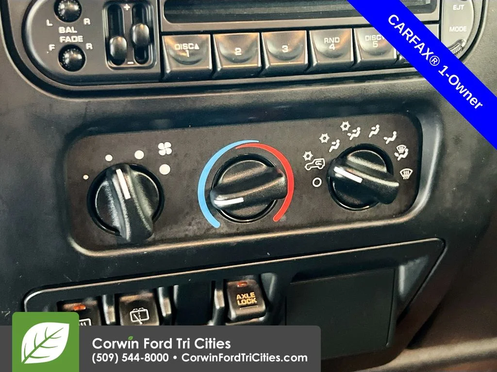 Used 2003  Jeep Rubicon image 8