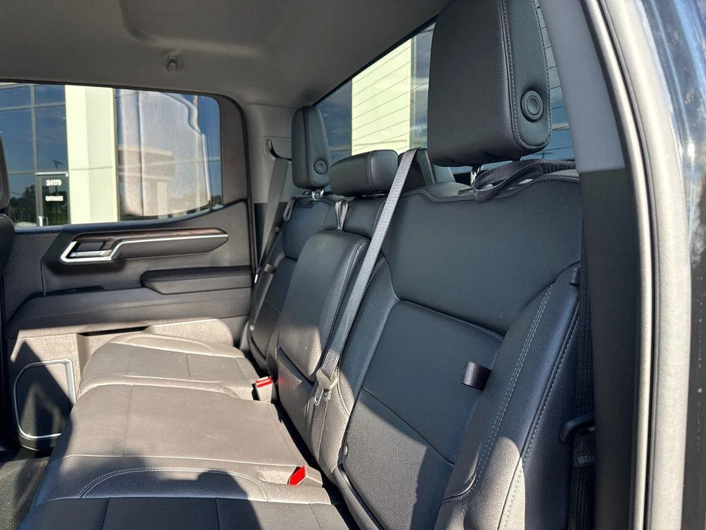 Used 2025 Onyx Black GMC 