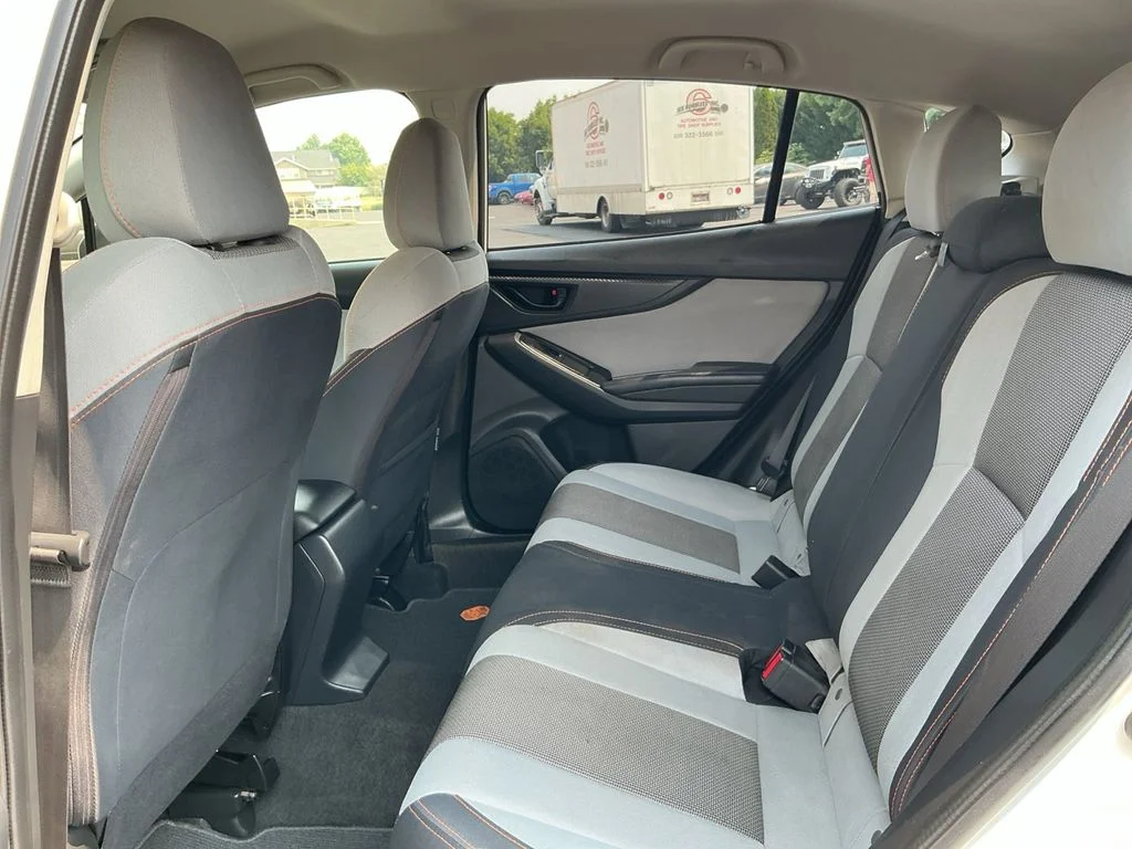 Used 2019 White Subaru 2.0i Premium image 21