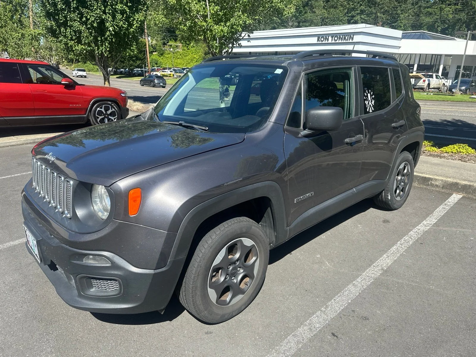 Used 2018 Crystal Metallic Jeep Sport image 1