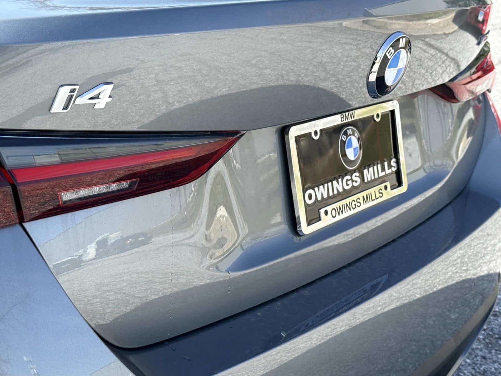 New 2026 Skyscraper Grey Metallic BMW xDrive40 image 11