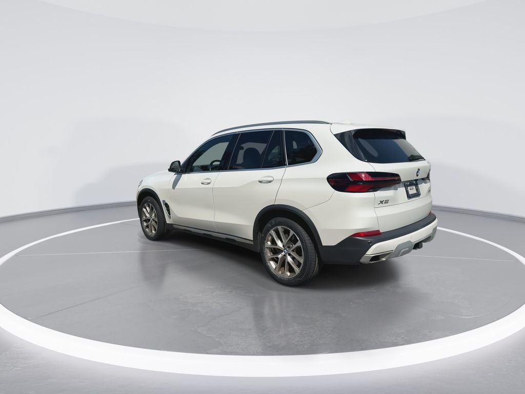 Certified Used 2024 White Metallic BMW xDrive40i image 6