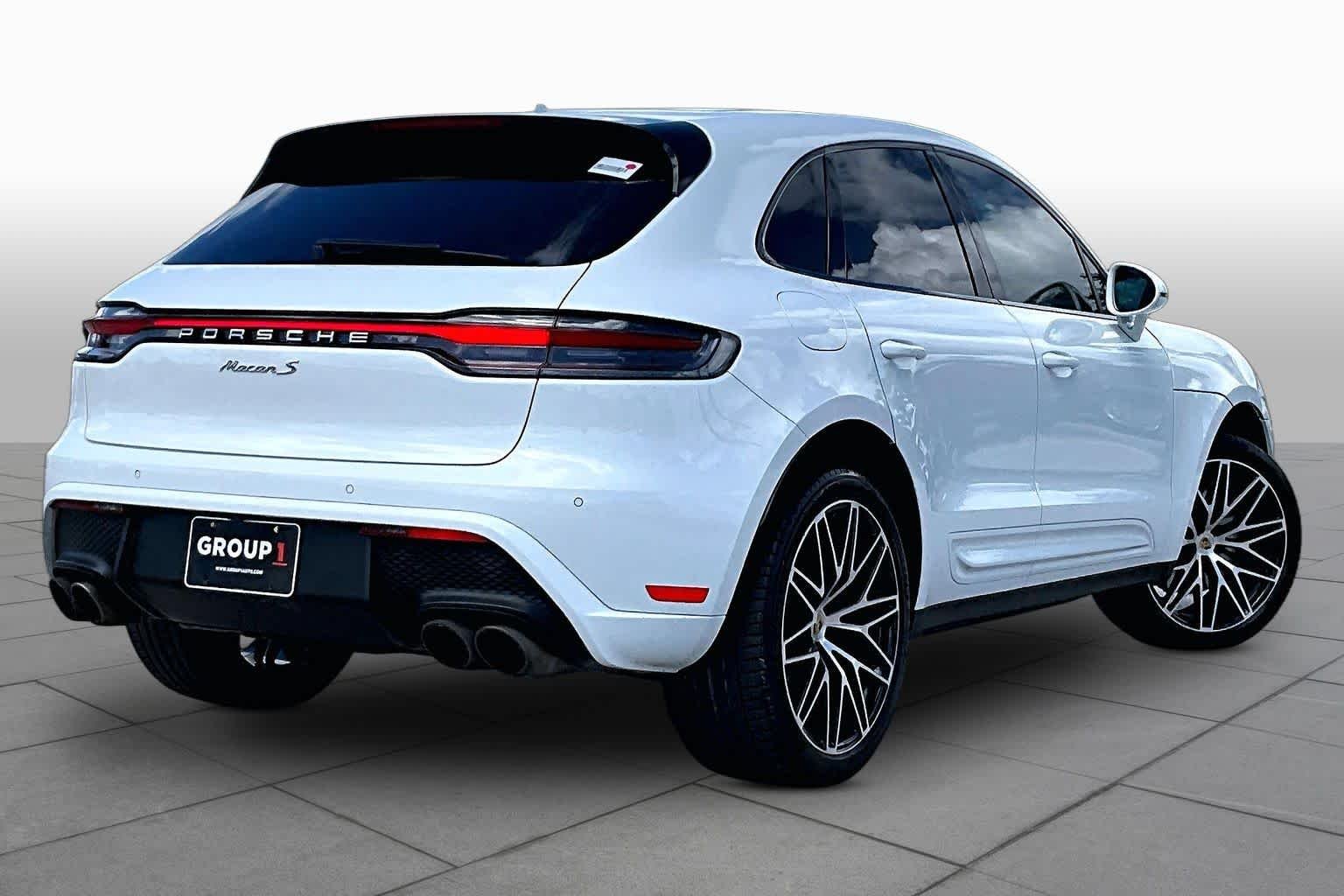 Used 2022 Carrara White Metallic Porsche S image 13