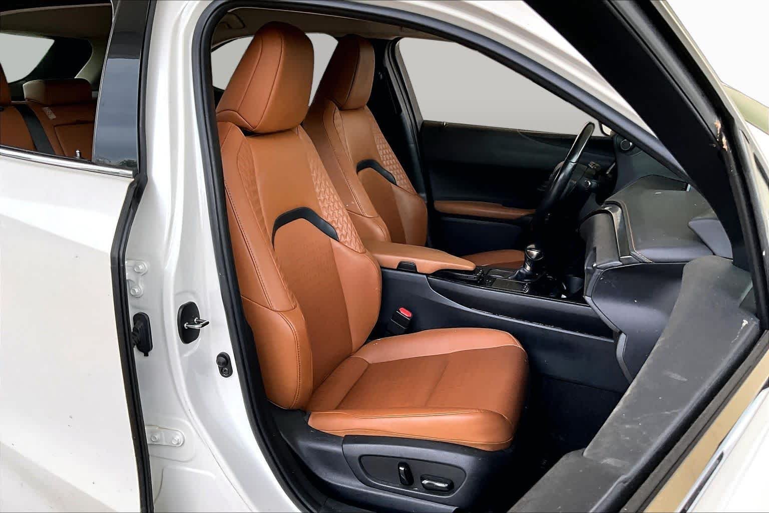 Pre-Owned 2019 Lexus UX 200