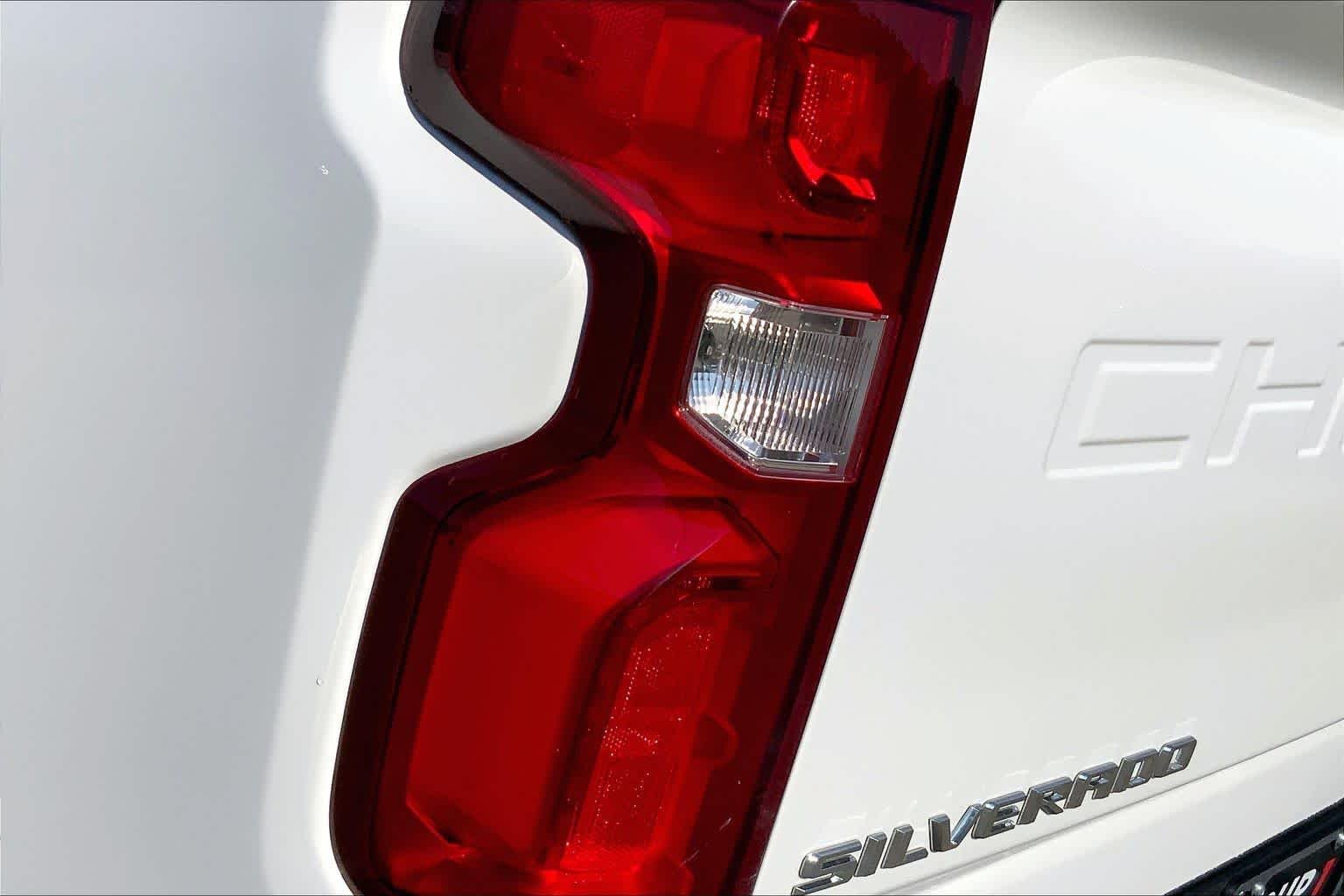 Used 2021 Summit White Chevrolet LTZ image 44
