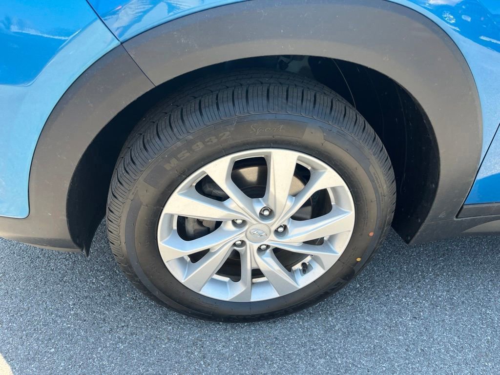 Used 2019 Aqua Blue Hyundai Value image 10