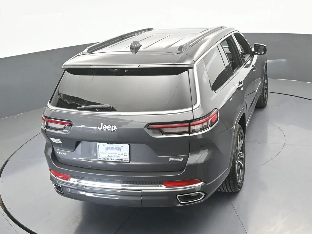 Used 2024 Baltic Gray Metallic Clearcoat Jeep Overland image 55