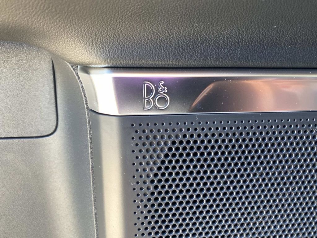 New 2026 Glacier Gray Metallic Tri-Coat Ford MAX Platinum® image 9