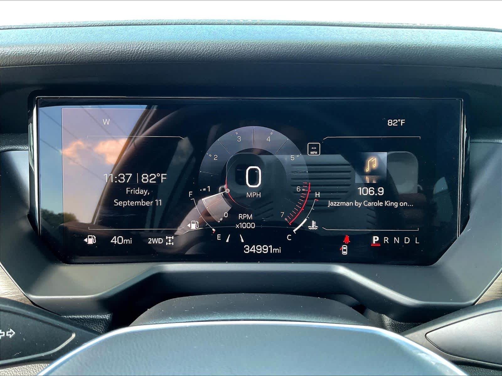 2024 GMC Acadia Denali - Photo 15