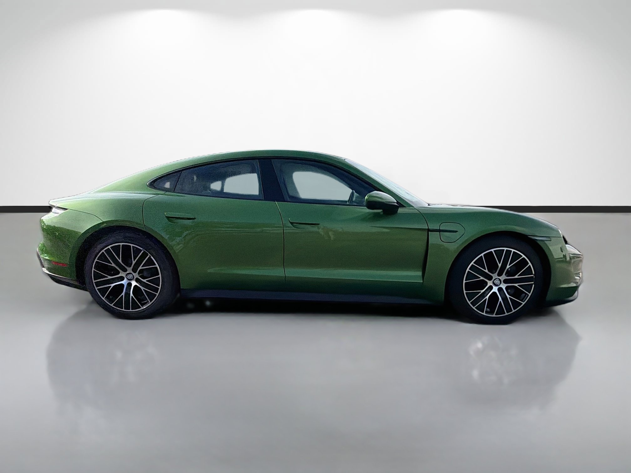 Used 2023 Porsche Taycan Base with VIN WP0AA2Y18PSA14577 for sale in Tampa, FL